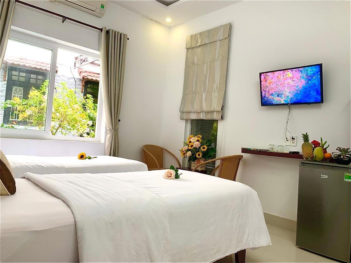 Ngoc Sinh Homestay Hoi An Esterno foto