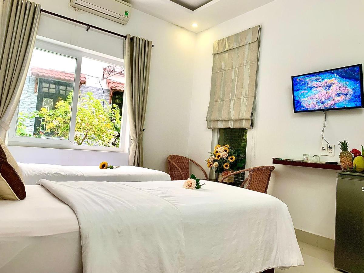 Ngoc Sinh Homestay Hoi An Esterno foto