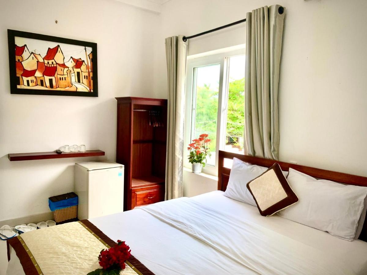 Ngoc Sinh Homestay Hoi An Esterno foto