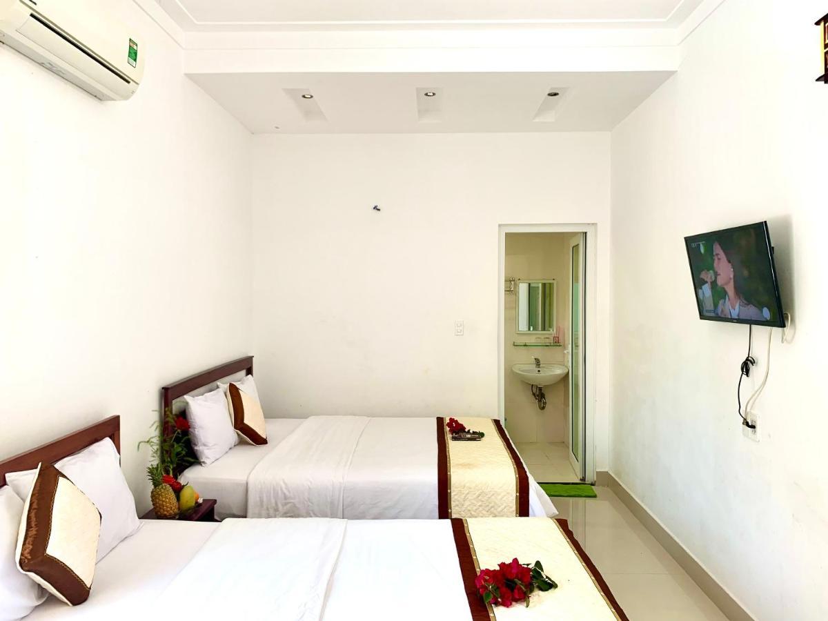 Ngoc Sinh Homestay Hoi An Esterno foto