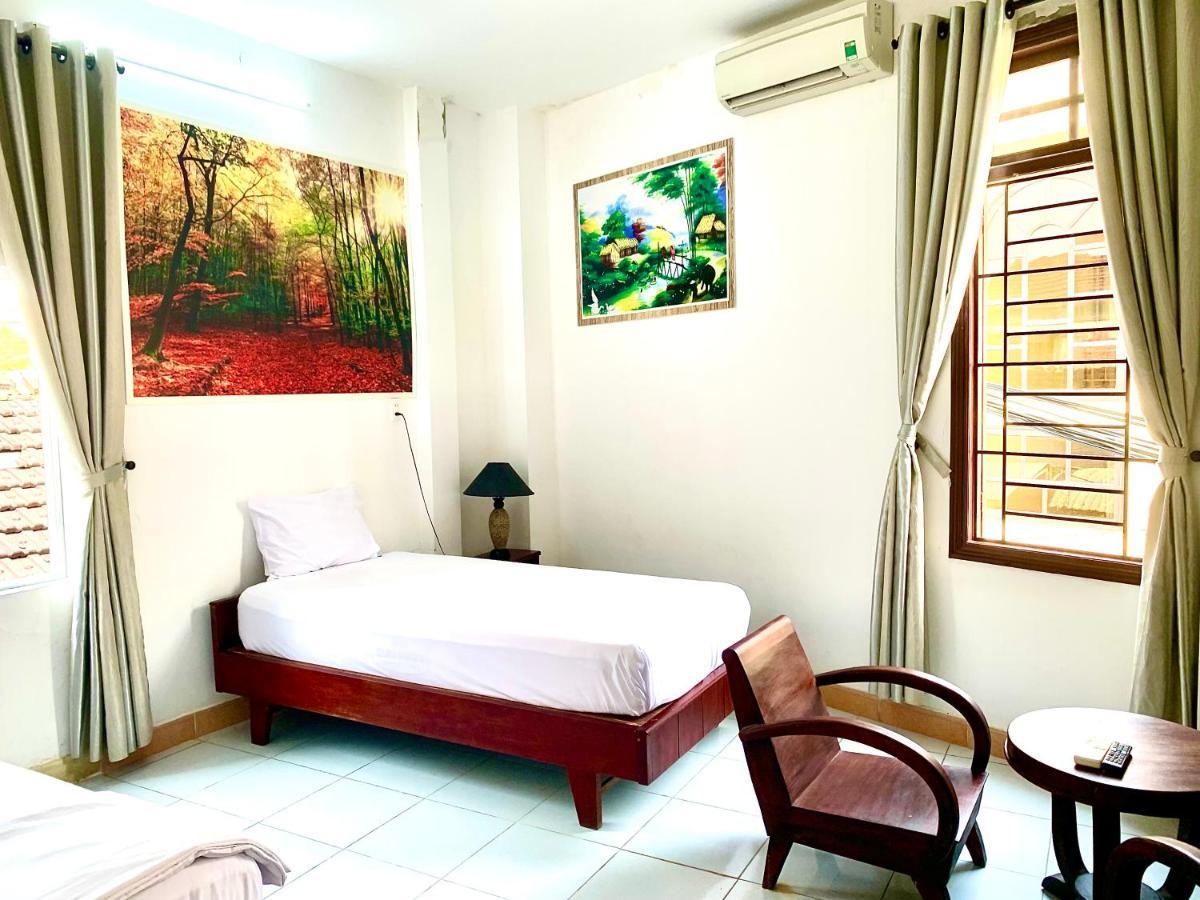 Ngoc Sinh Homestay Hoi An Esterno foto